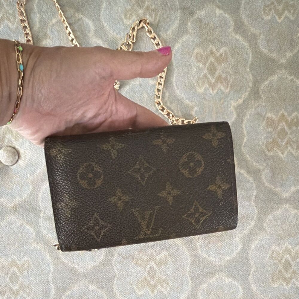 Auth Louis Vuitton Monogram Compact Zip Wallet Crossbody Chain Conversion COA - Picture 4 of 8